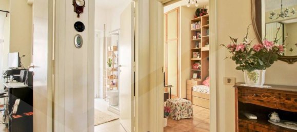 5 rooms Apartment in Rome, Italy No. 30466 15