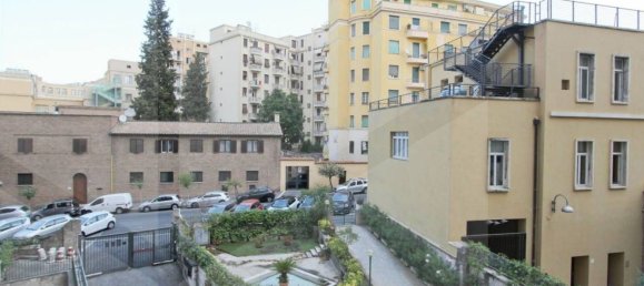 5 rooms Apartment in Rome, Italy No. 30466 24