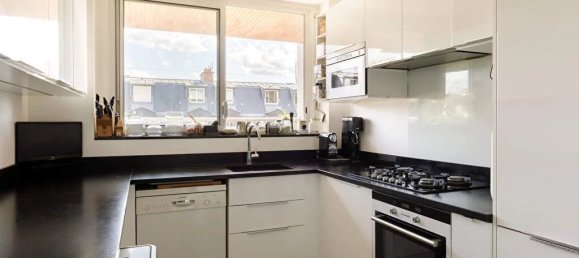 4 Schlafzimmer Doppelhaus in Paris, France, Nr. 169232 12