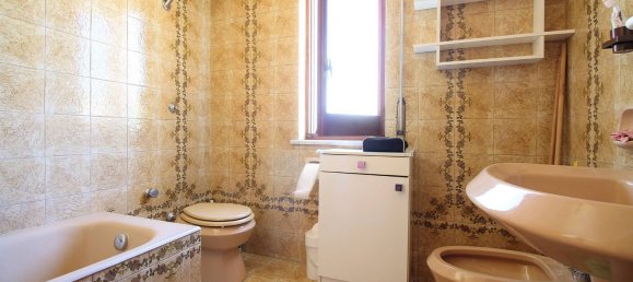 4 Schlafzimmer Wohnung in Montepaone, Italy, Nr. 315534 15