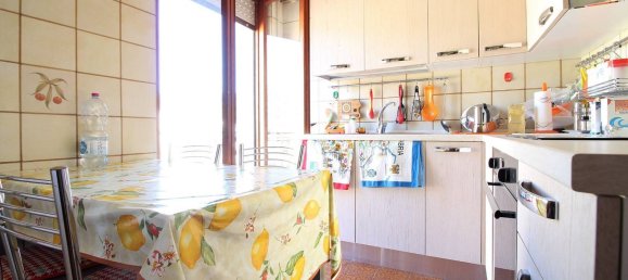 4 Schlafzimmer Wohnung in Montepaone, Italy, Nr. 315534 7