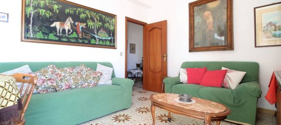 4 Schlafzimmer Wohnung in Montepaone, Italy, Nr. 315534 5