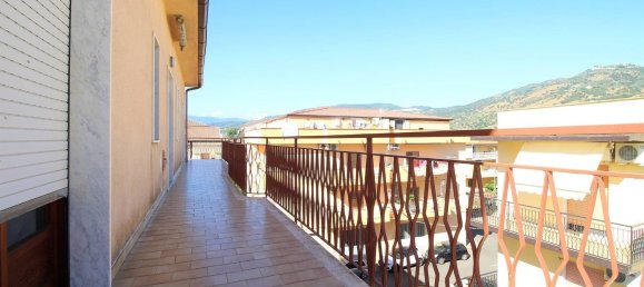 4 Schlafzimmer Wohnung in Montepaone, Italy, Nr. 315534 8