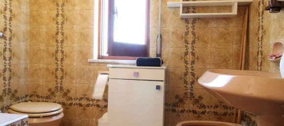 4 Schlafzimmer Wohnung in Montepaone, Italy, Nr. 315534 16