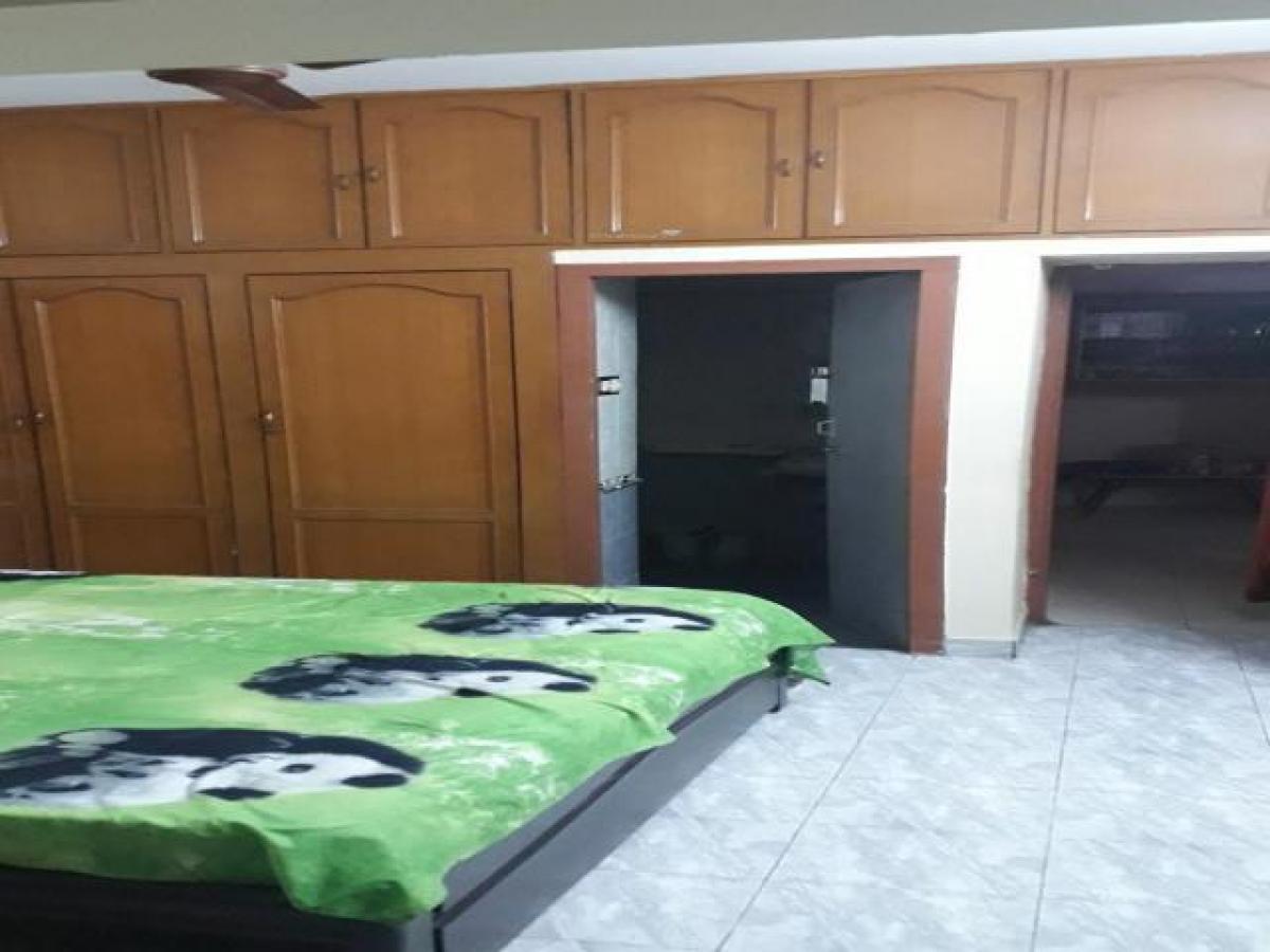 3 bedrooms House in Chennai, India No. 13178