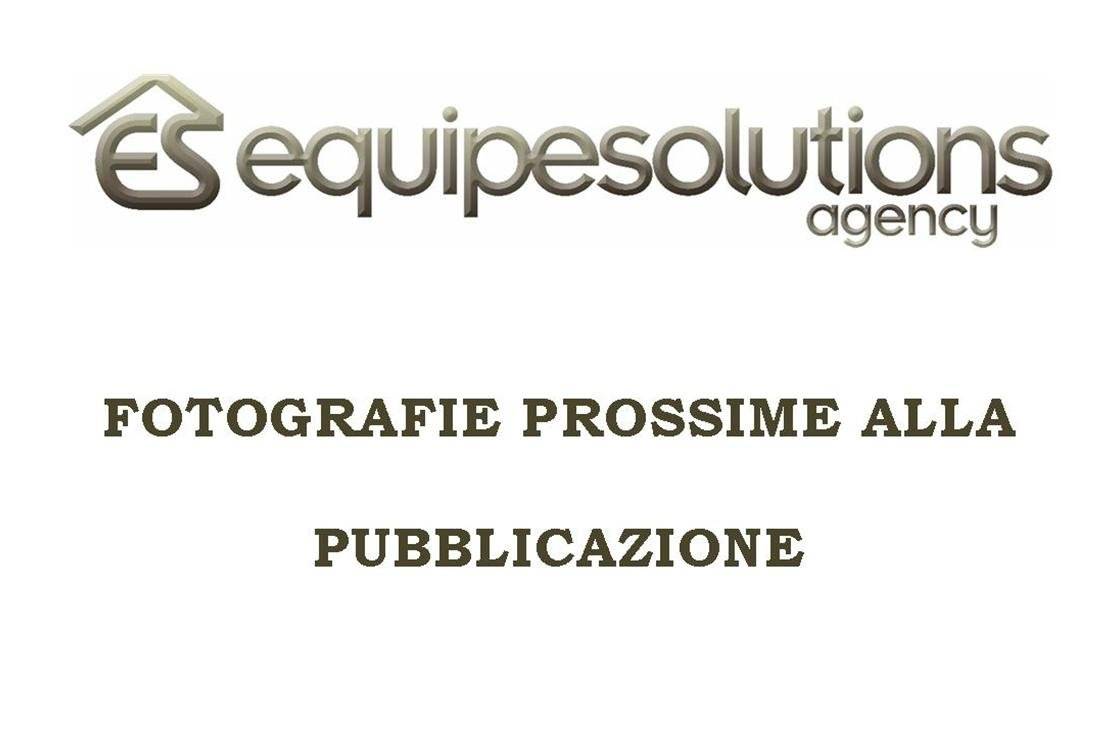 Вилла с 3 спальнями в Альбино, Италия № 275761