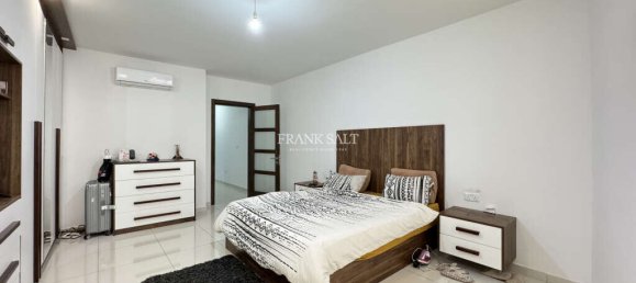 3 chambres Maisonnette à Mellieha, Malta No. 399 9