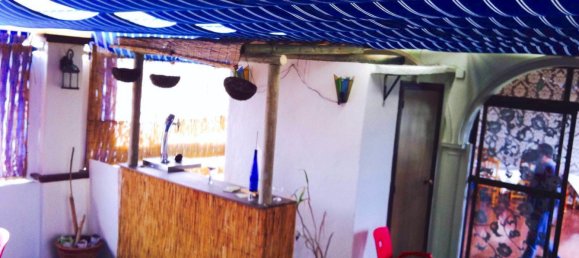 175m² Commercial property in Estepona, Spain No. 1366 2