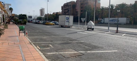 175m² Commercial property in Estepona, Spain No. 1366 8