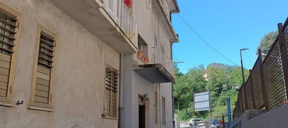 3 rooms Apartment in Lagonegro, Italy No. 31882 6