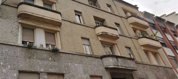 Квартира с 17 спальнями в Турин, Италия № 323115 2