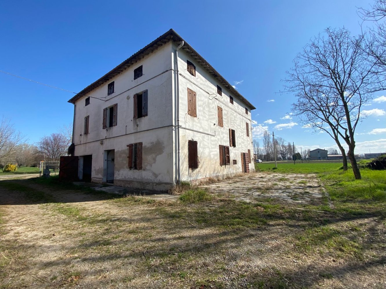 8-salle Maison à Campogalliano, Italy No. 123540