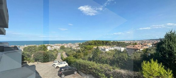 5-Zimmer Doppelhaus in Pescara, Italy, Nr. 34457 21