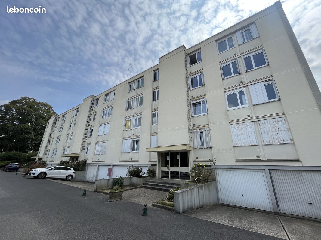 3 chambres Appartement à Écouen, France No. 186955