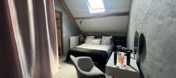  Castillos de 3 dormitorios en Le Tronchet, France No. 286432 12