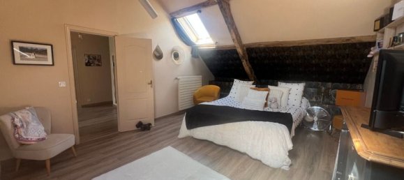  Castillos de 3 dormitorios en Le Tronchet, France No. 286432 15