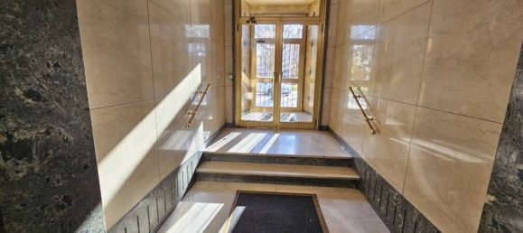 4-salle Appartement à Biella, Italy No. 214512 2