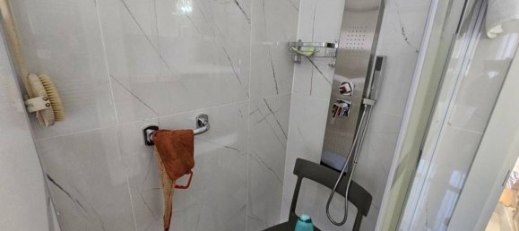 4-salle Appartement à Biella, Italy No. 214512 23