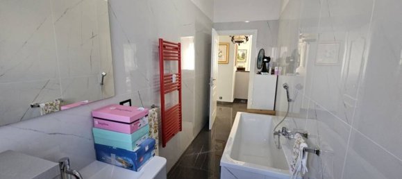 4-salle Appartement à Biella, Italy No. 214512 28