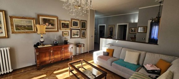 4-salle Appartement à Biella, Italy No. 214512 6