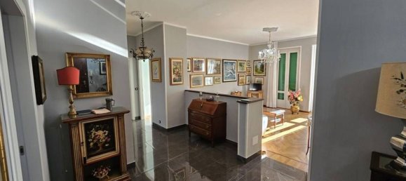 4-salle Appartement à Biella, Italy No. 214512 5