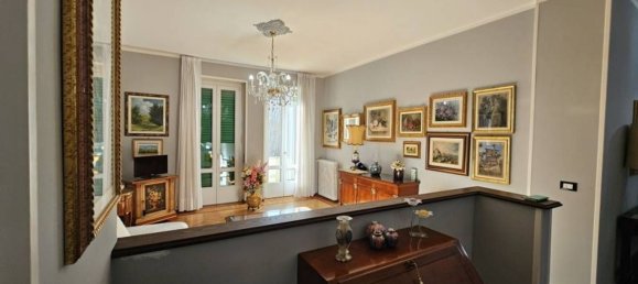 4-salle Appartement à Biella, Italy No. 214512 9