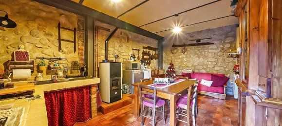 2 bedrooms House in Santa Fiora, Italy No. 233577 4