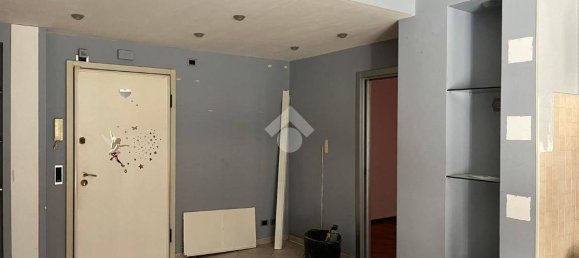 Apartamento de 2 dormitorios en Genoa, Italy No. 183055 6