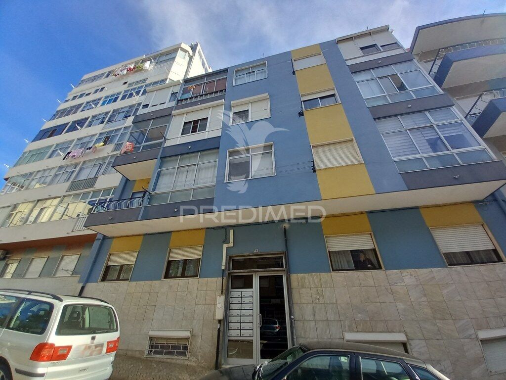 2 bedrooms Apartment in Seixal, Portugal No. 85962