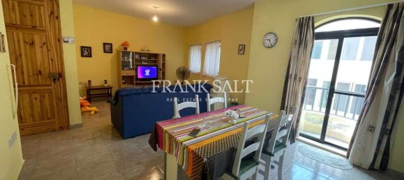 2 Schlafzimmer Wohnung in Saint Paul's Bay, Malta, Nr. 2338 3