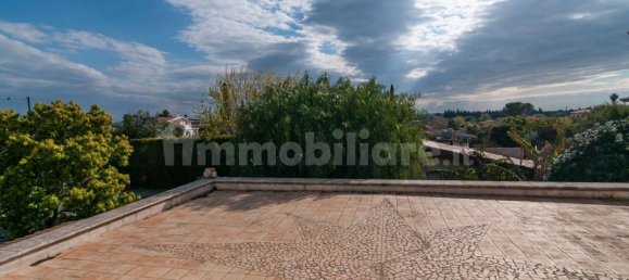 6 bedrooms Villa in Syracuse, Italy No. 250081 2