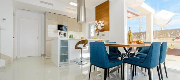 5 bedrooms Villa in Alicante, Spain No. 6323 4