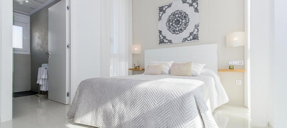 5 bedrooms Villa in Alicante, Spain No. 6323 13