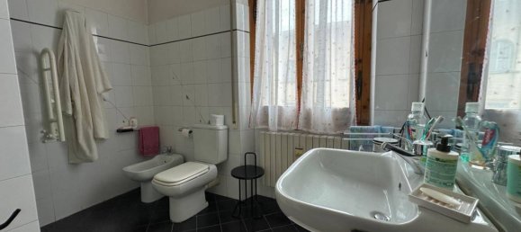 3 bedrooms Apartment in Florence, Italy No. 287290 17