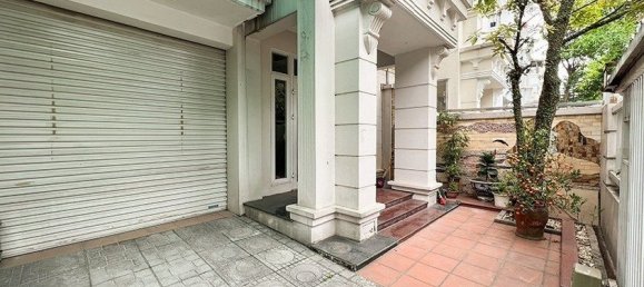 4 bedrooms Condominium for rent in Tay Ho, Ha Noi, Vietnam № 13503 2