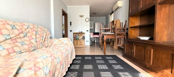 2 bedrooms Apartment in Soresina, Italy No. 287074 3