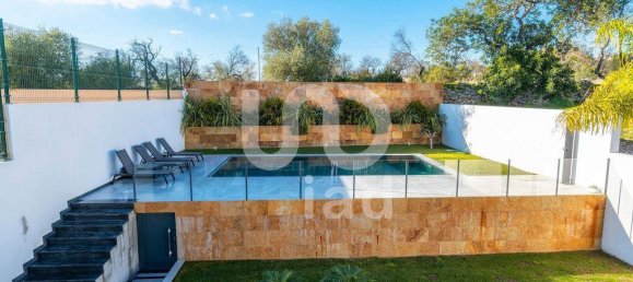 4 bedrooms Villa in Faro, Portugal No. 123639 5