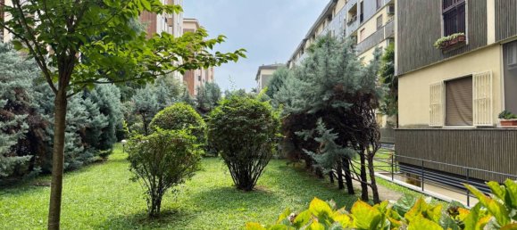 1 bedroom Apartment in Milan, Italy No. 323487 27