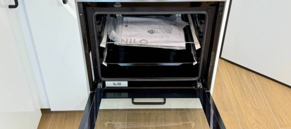 1 bedroom Apartment in Milan, Italy No. 323487 14