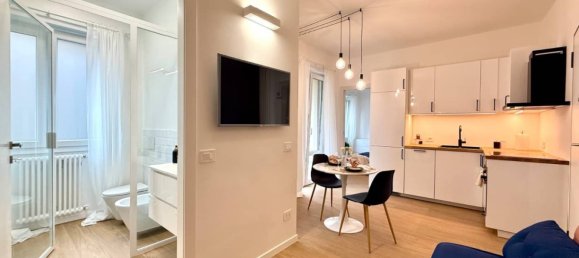 1 bedroom Apartment in Milan, Italy No. 323487 5
