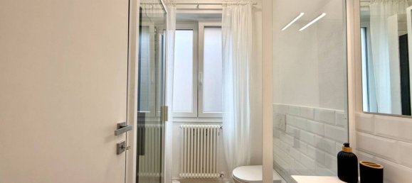 1 bedroom Apartment in Milan, Italy No. 323487 17