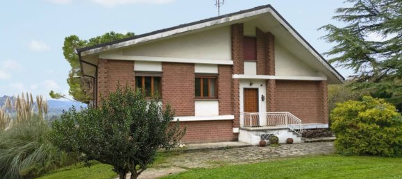 Вилла с 4 спальнями в Виньяле Монферрато, Италия № 317338 2