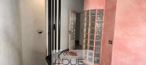 5 rooms House in Adrano, Italy No. 90862 7