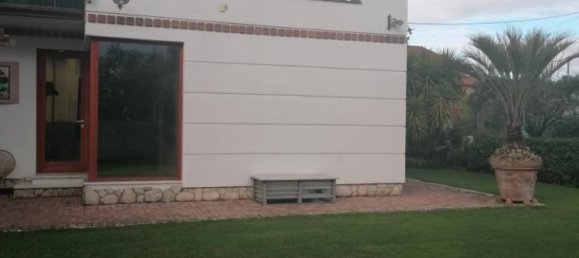 2 bedrooms House in Luni, Italy No. 99163 33