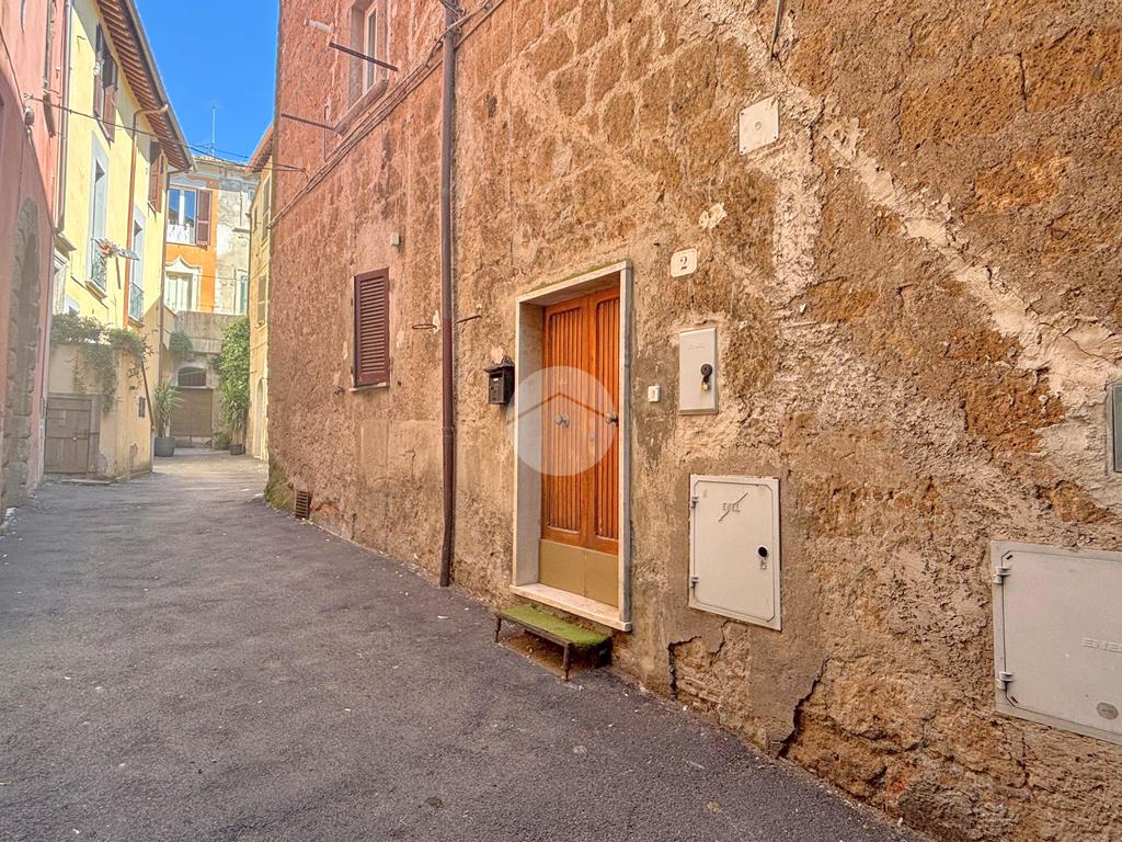 2 bedrooms Apartment in Gallese, Italy No. 371403