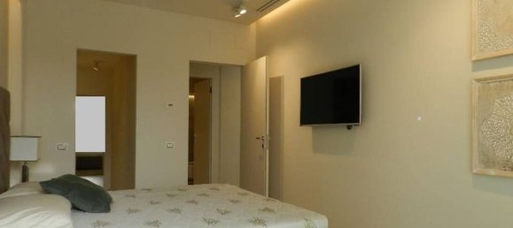 4 rooms Penthouse in Florence, Italy No. 131902 18