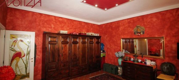 5-salle Appartement à Lucca, Italy No. 177689 14