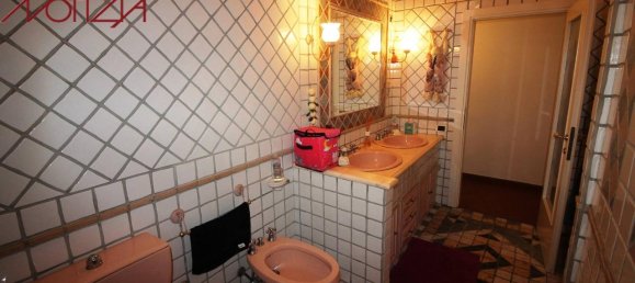 5-salle Appartement à Lucca, Italy No. 177689 9