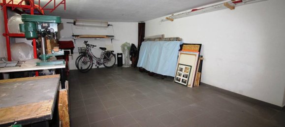 5-salle Appartement à Lucca, Italy No. 177689 22