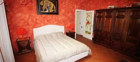 5-salle Appartement à Lucca, Italy No. 177689 15